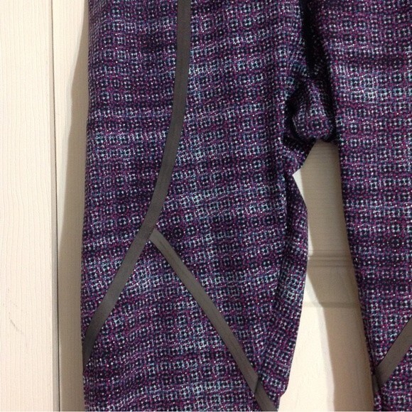 NIKE DRI-FIT Size Small Purple Gray Mint Cropped Workout Leggings Athletic Gym - Picture 2 of 9